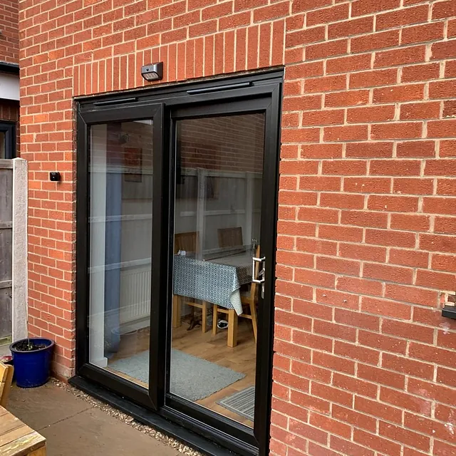Sliding Door