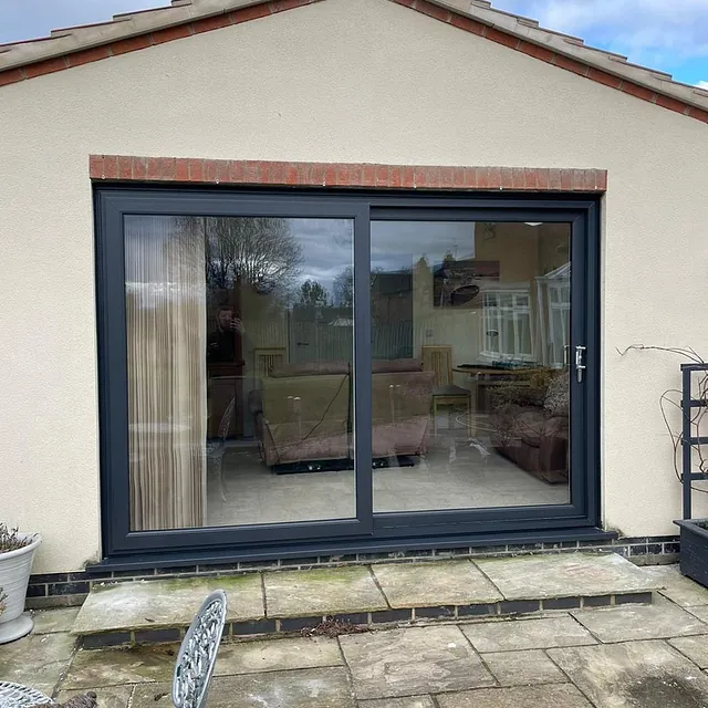Sliding Door